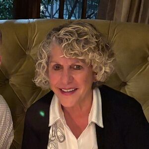 Meet your Posher, Debra